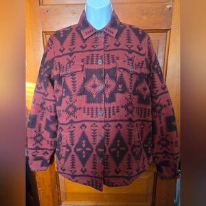 Ariat R.E.A.L. Women's Shacket Shirt Jacket With Southwestern Print. Med
